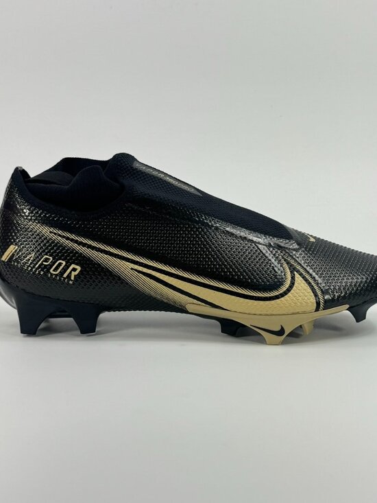 Athletic_Shoes